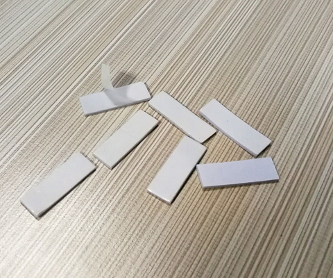 강한 접착성은 백색 거품 테이프, 높은 끈끈한 설치 패드 커트 어떤 모양든지를 위한 죽습니다